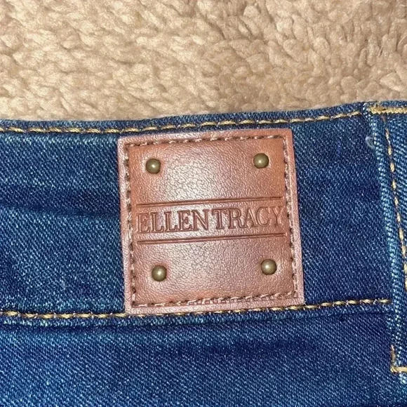 Women’s Ellen Tracy Jeans - Picture 5 of 5